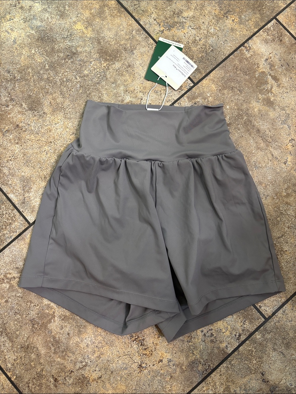 HALARA High-Waist Gray Athletic Shorts